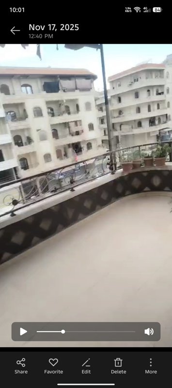 الطابق الثالث مطل على اوتستراد في عفرين ريف حلب مخدم من كلشي